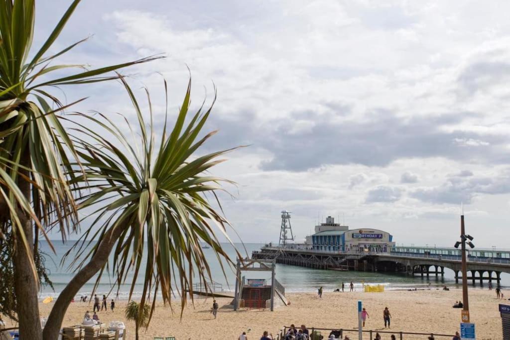 The Pad By The Beach Penthouse Apartment With Sunset And City Views Bournemouth Esterno foto