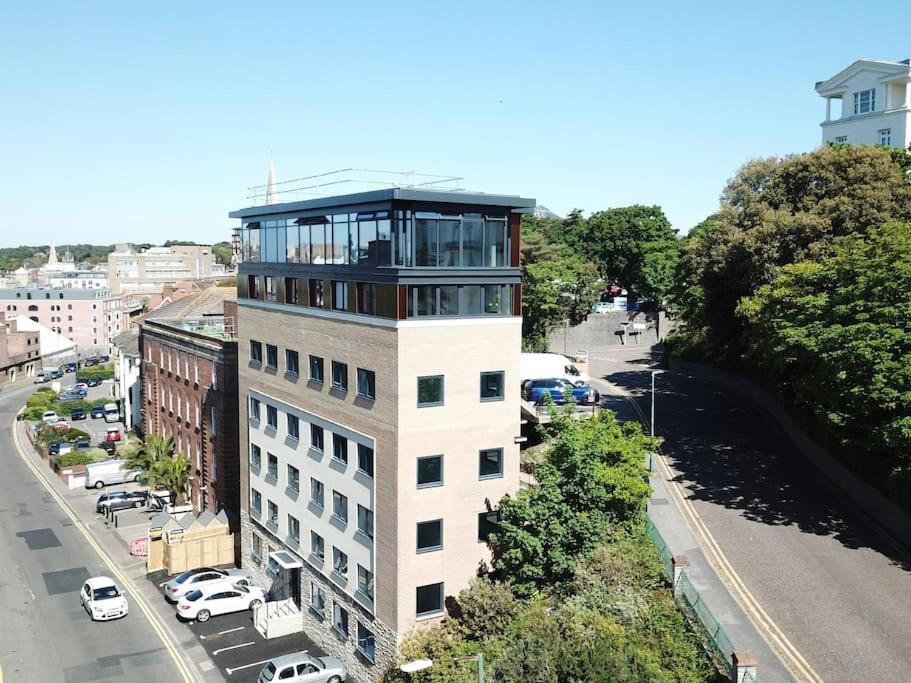 The Pad By The Beach Penthouse Apartment With Sunset And City Views Bournemouth Esterno foto