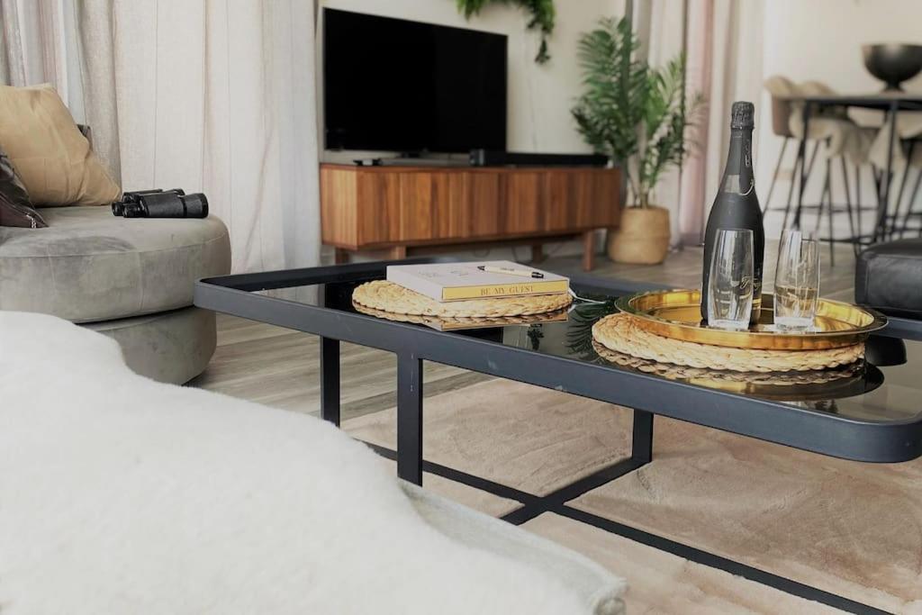 The Pad By The Beach Penthouse Apartment With Sunset And City Views Bournemouth Esterno foto