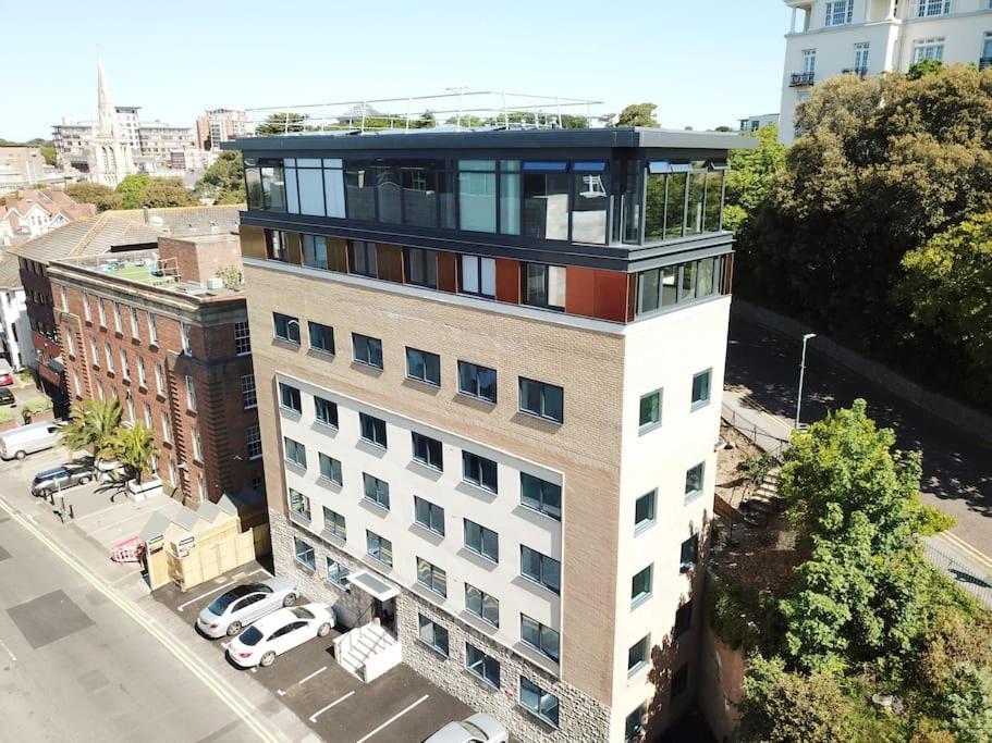 The Pad By The Beach Penthouse Apartment With Sunset And City Views Bournemouth Esterno foto