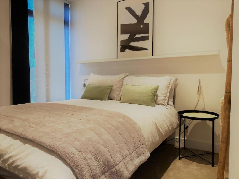 The Pad By The Beach Penthouse Apartment With Sunset And City Views Bournemouth Esterno foto