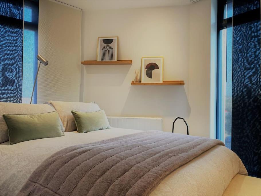 The Pad By The Beach Penthouse Apartment With Sunset And City Views Bournemouth Esterno foto