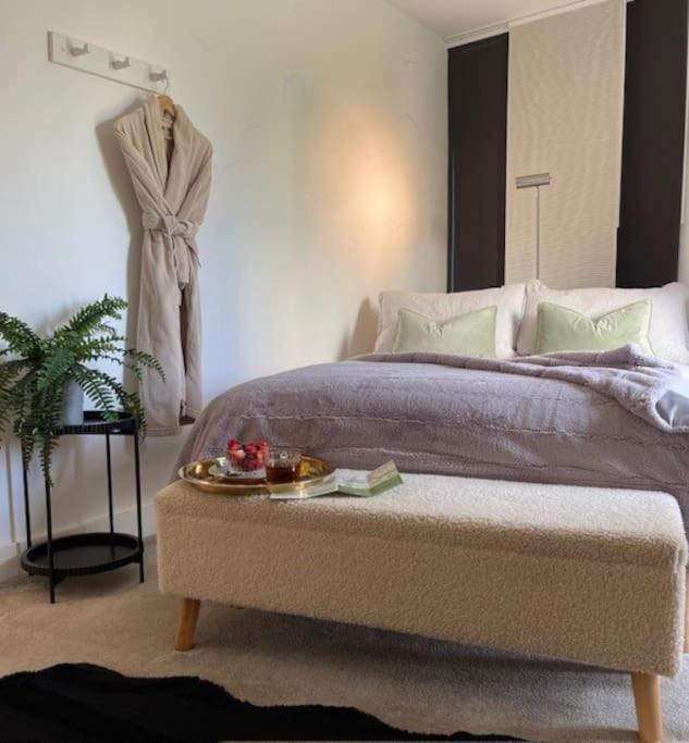 The Pad By The Beach Penthouse Apartment With Sunset And City Views Bournemouth Esterno foto